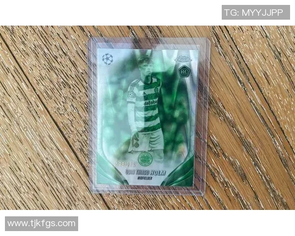 足球球星卡一千元价值分析及其收藏市场潜力探讨